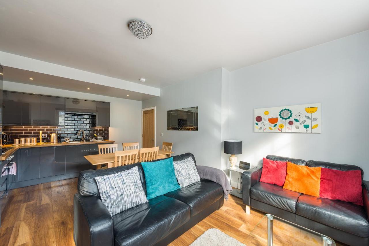 Royal Mile Modern Apartment Edinburg Exteriör bild