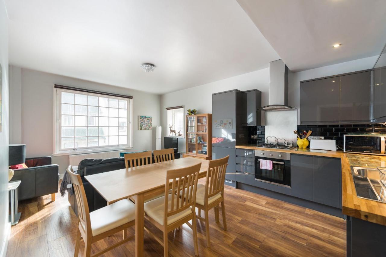 Royal Mile Modern Apartment Edinburg Exteriör bild